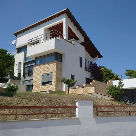 Stadi Villa Nikiti (Sithonia)